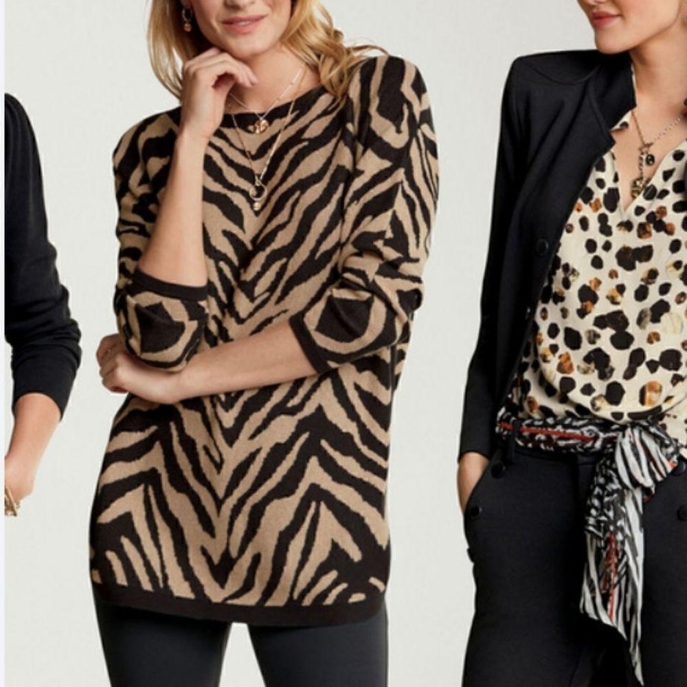 Cabi Dani pullover animal print sweater sz xs